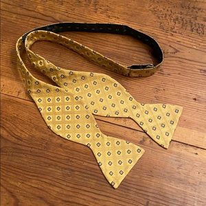 Silk Bowtie 👔 Jos. A. Bank